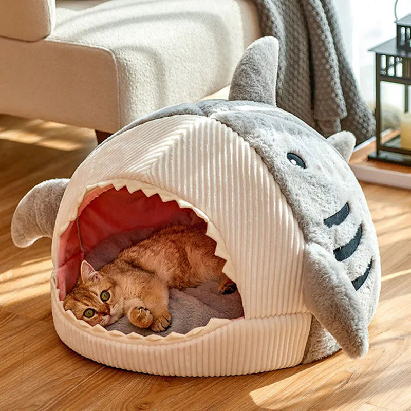 panier pour chat - requin