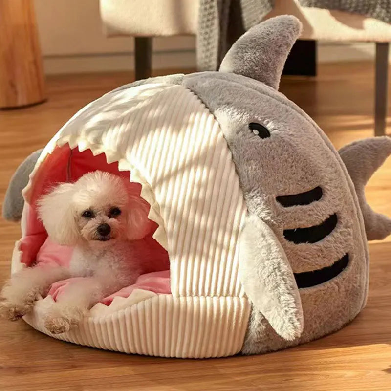 panier pour chat - requin