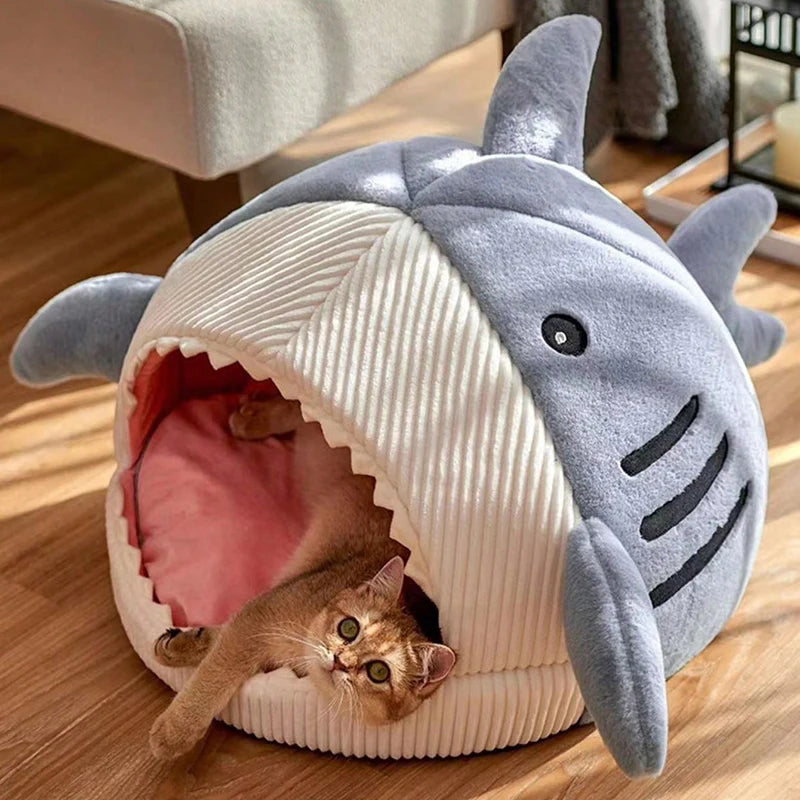 panier pour chat - requin