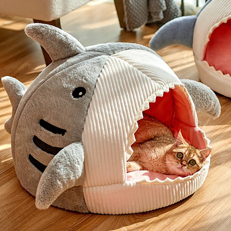 panier pour chat - requin