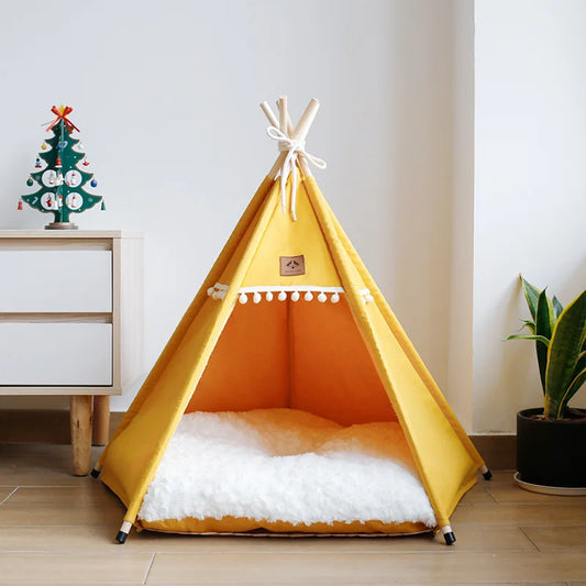 maison pour chat en forme de tipi